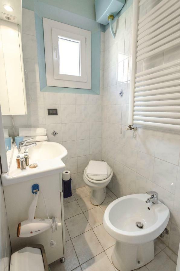 Leprosetti Apartment Болоня Екстериор снимка